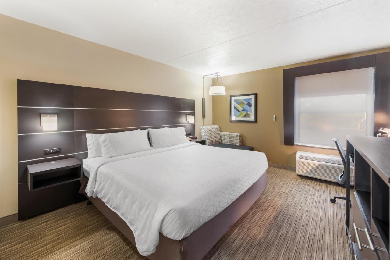 Holiday Inn Express London-I-70 By Ihg Exteriér fotografie