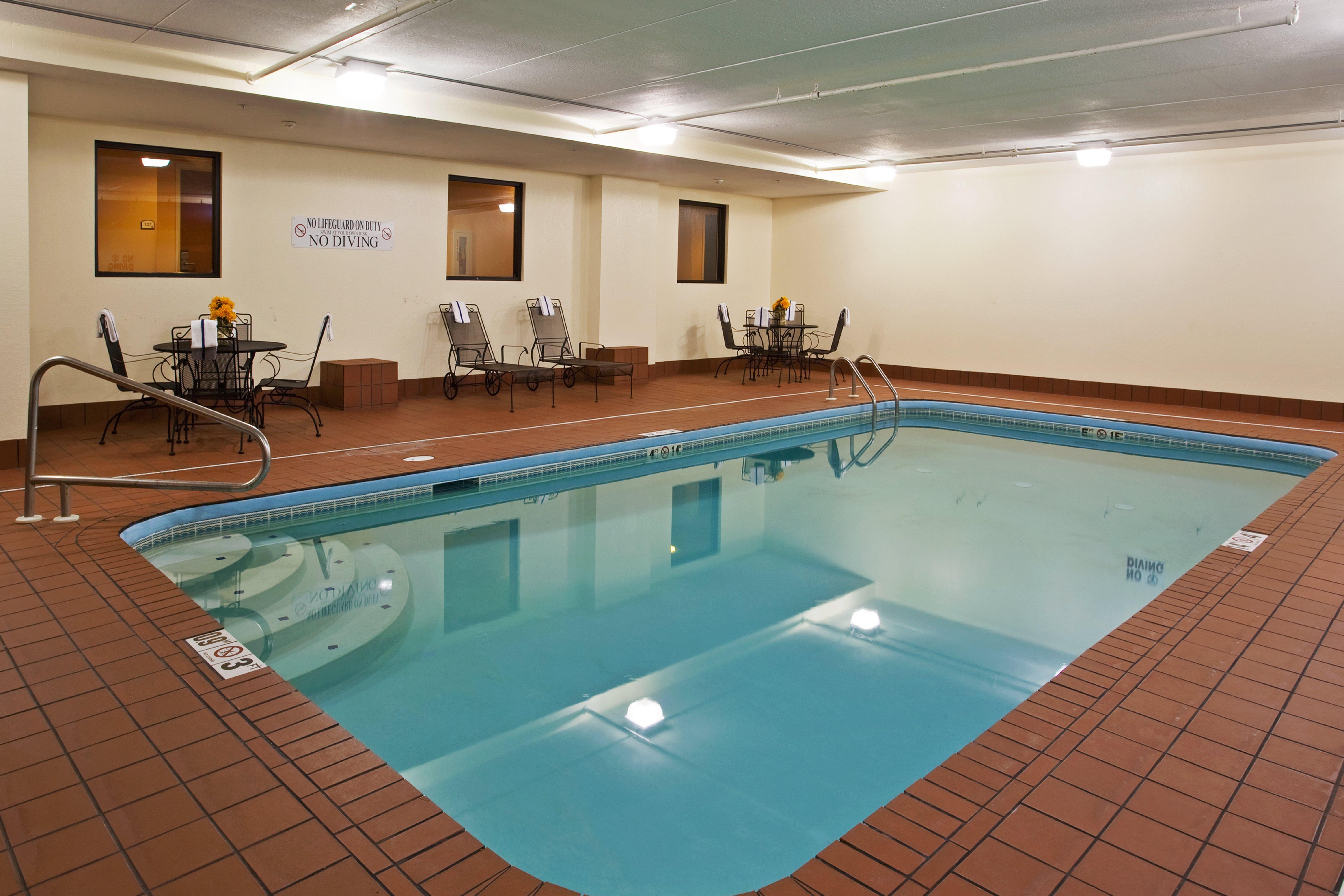 Holiday Inn Express London-I-70 By Ihg Exteriér fotografie