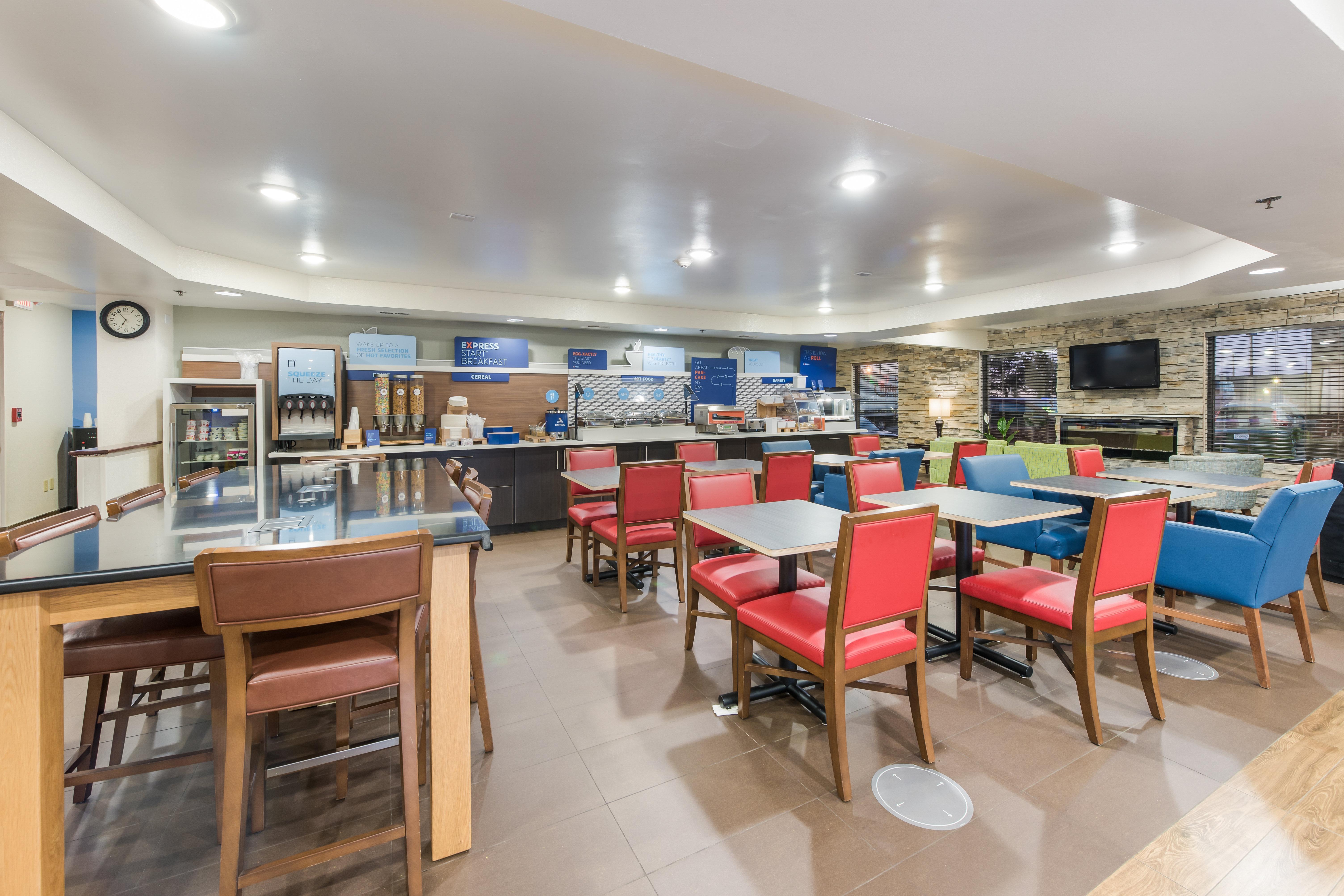 Holiday Inn Express London-I-70 By Ihg Exteriér fotografie