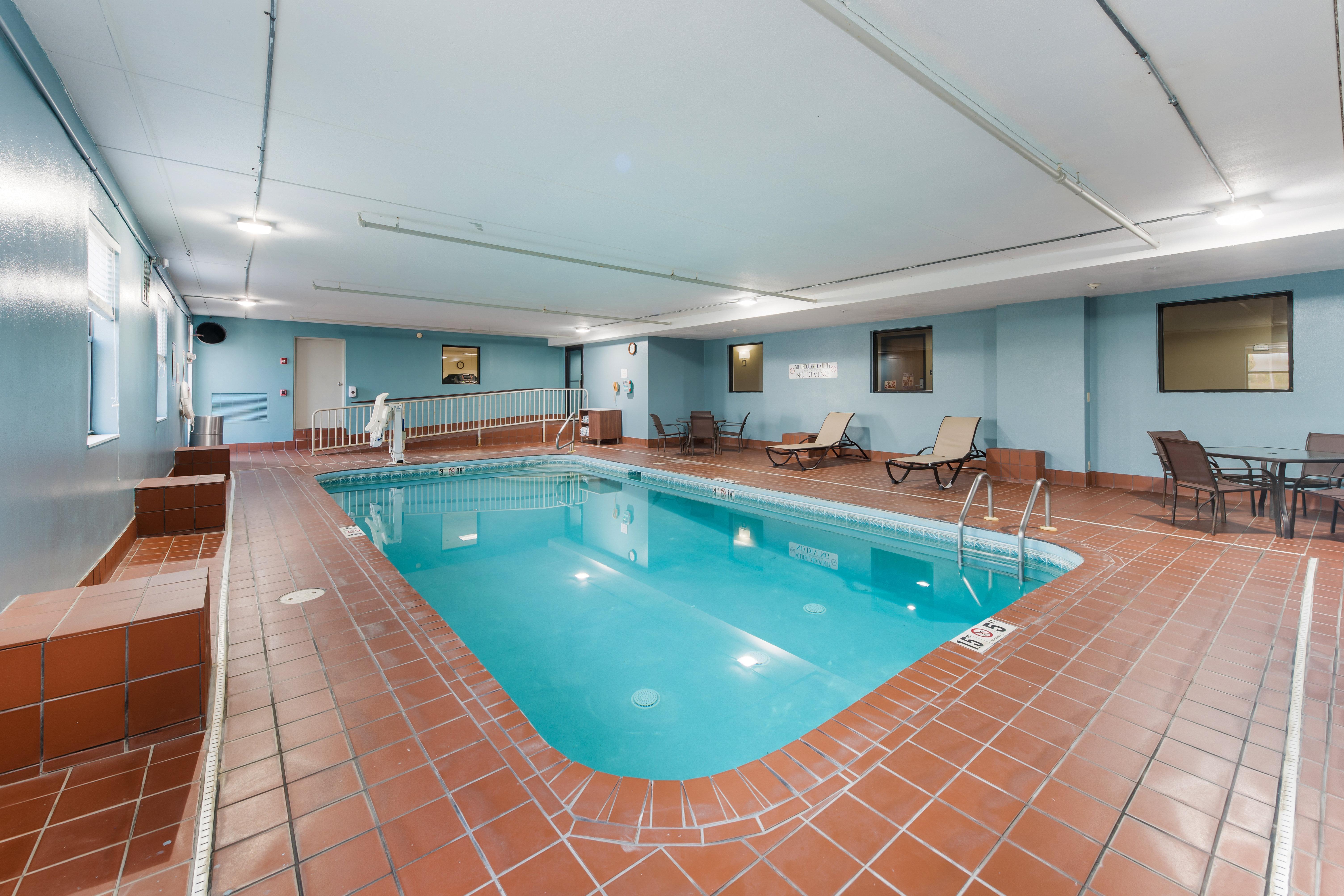 Holiday Inn Express London-I-70 By Ihg Exteriér fotografie
